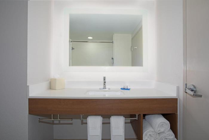 holiday inn express and suites tucson by ihg