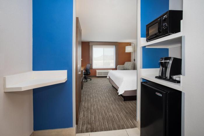 holiday inn express and suites tucson by ihg