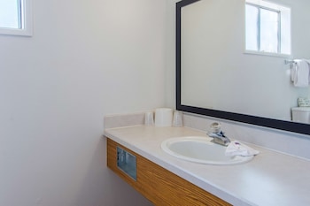 motel 6 madras or