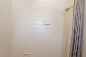 motel 6 madras or