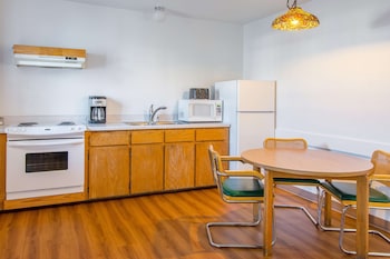 motel 6 madras or