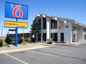 motel 6 madras or