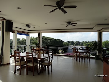 ipil suites puerto princesa