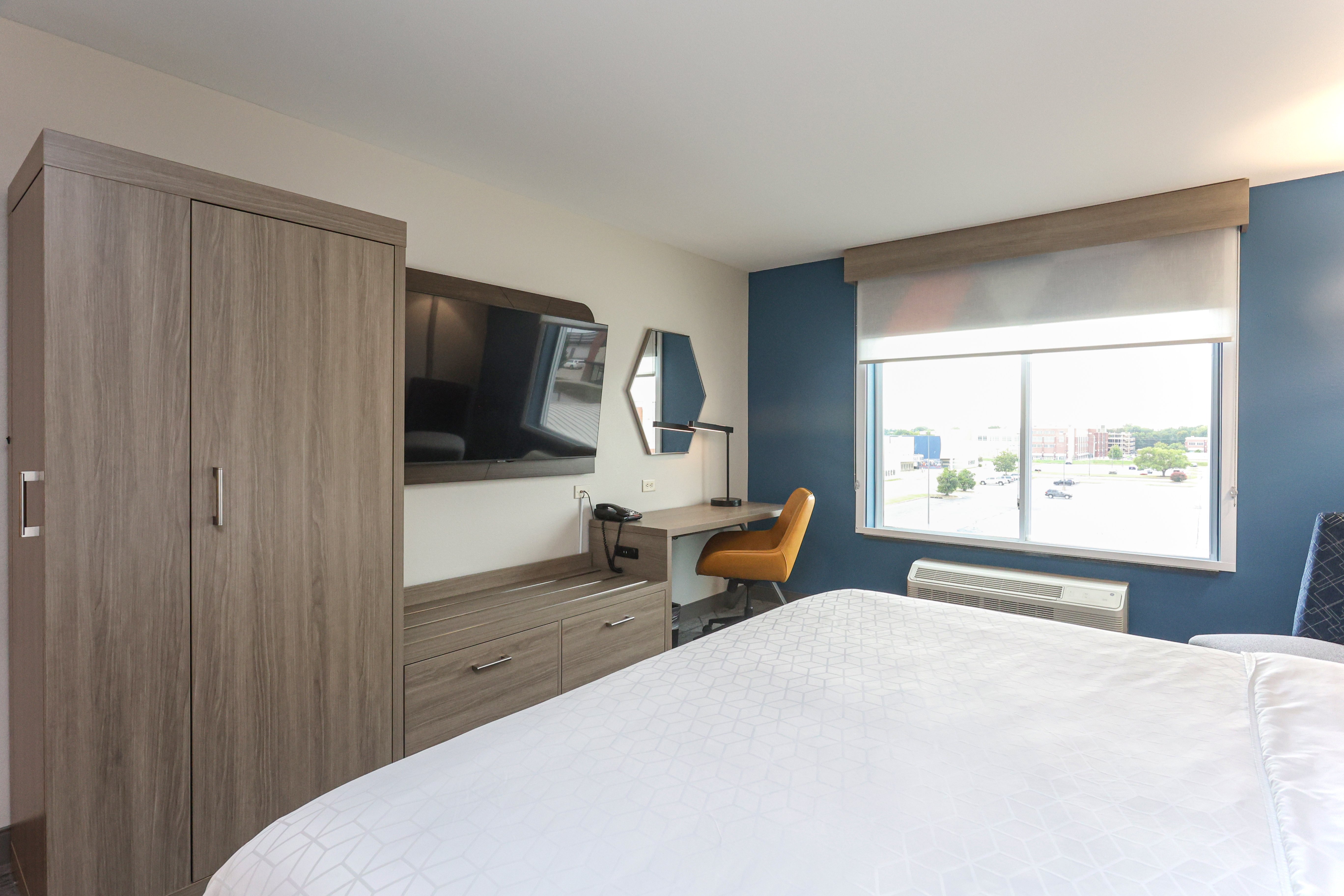 holiday inn express tulsa south bixby by ihg