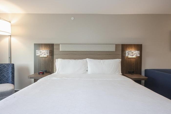holiday inn express tulsa south bixby by ihg