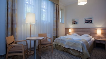 hotel cesarskie ogrody