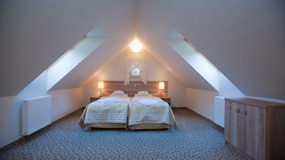 hotel cesarskie ogrody