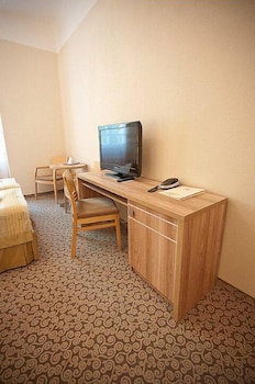 hotel cesarskie ogrody