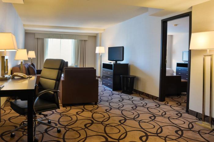 holiday inn montreal centreville downtown
