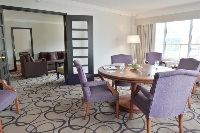 holiday inn montreal centreville downtown