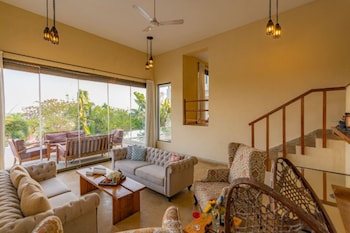Cliffhouse By Hireavilla -5Br W Pvt Pool In Saipem,Villa 9 Candolim - Pilerne Road,2 star