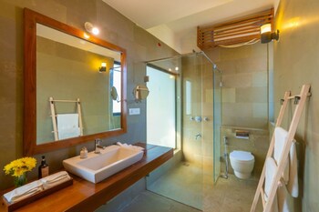 cliffhouse by hireavilla 5br w pvt pool in saipem