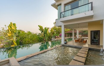 cliffhouse by hireavilla 5br w pvt pool in saipem