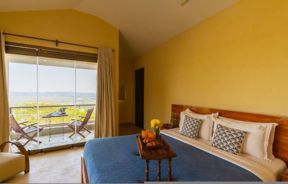 cliffhouse by hireavilla 5br w pvt pool in saipem