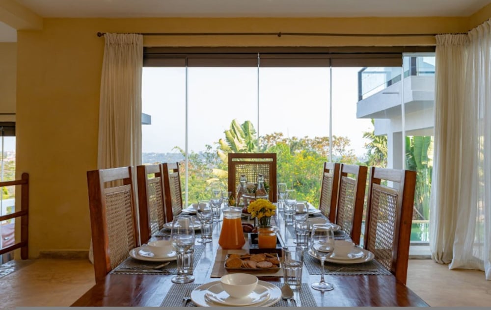 cliffhouse by hireavilla 5br w pvt pool in saipem