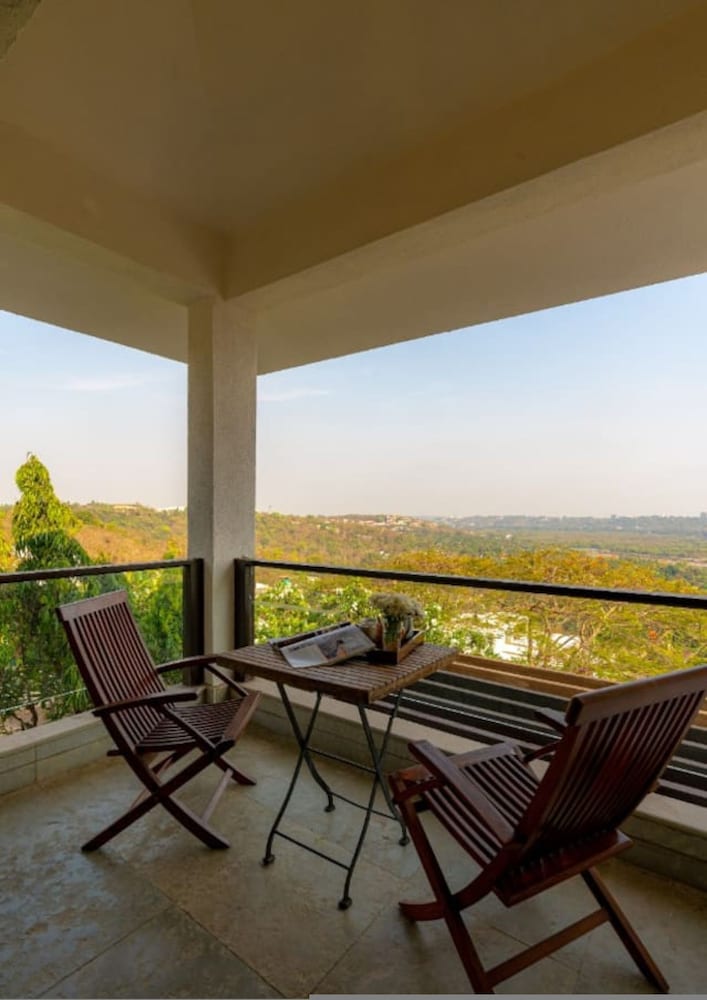 cliffhouse by hireavilla 5br w pvt pool in saipem