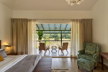 villa verona by hireavilla 6br with pool in parra