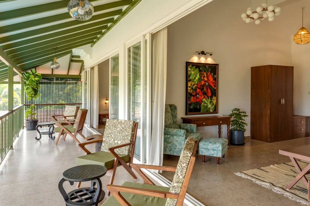 villa verona by hireavilla 6br with pool in parra