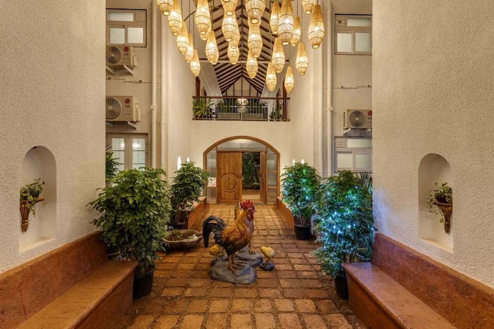 villa verona by hireavilla 6br with pool in parra