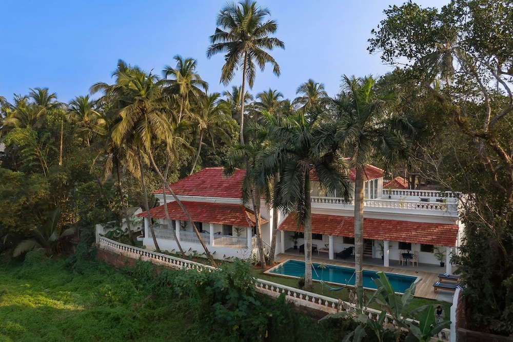 casa palms by hireavilla 5br villa w private pool
