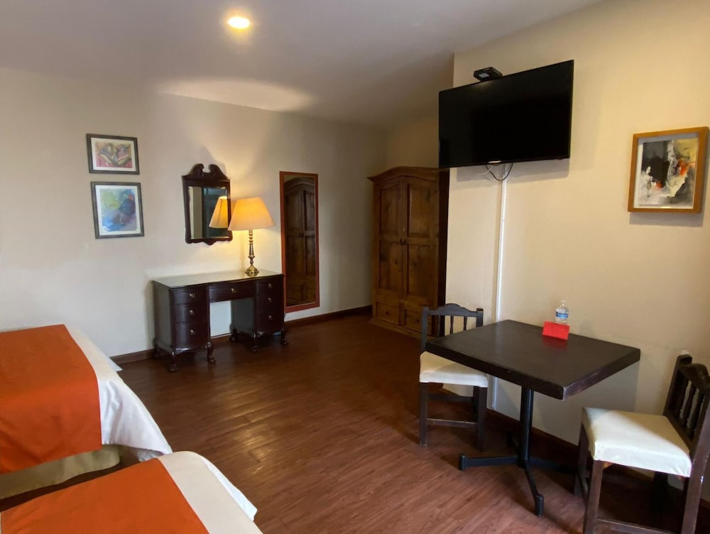 la huerta golf and hotel