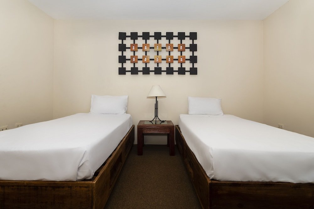 la huerta golf and hotel