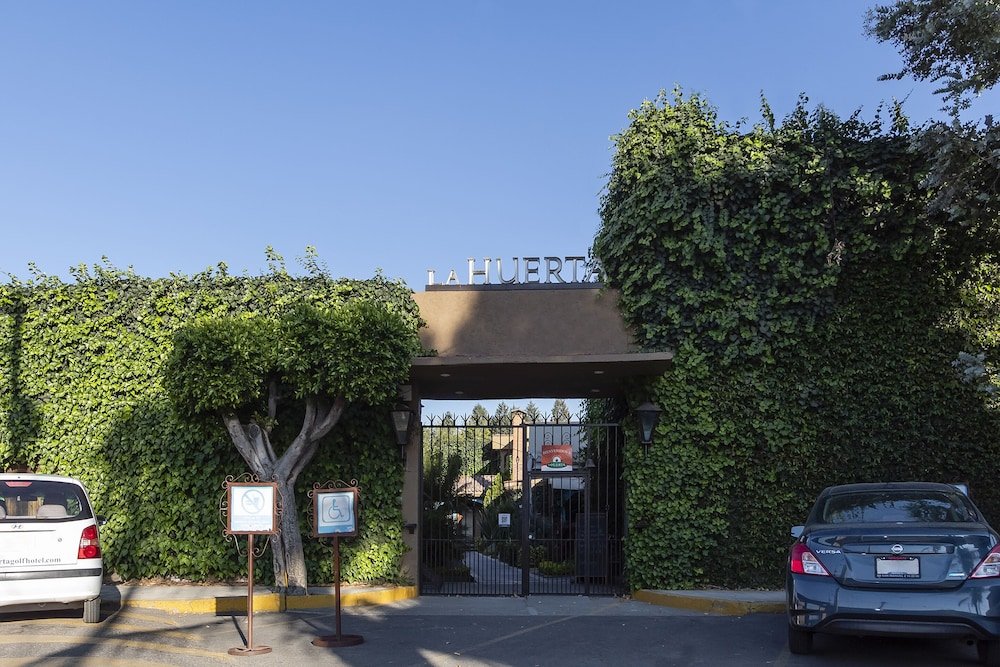 la huerta golf and hotel