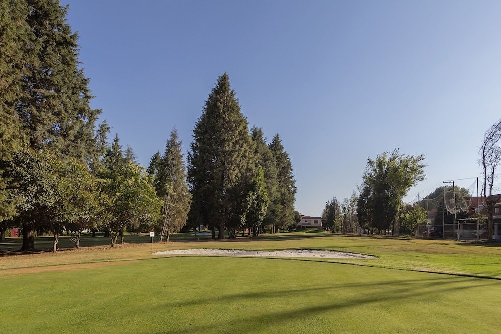 la huerta golf and hotel