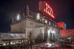 Hotel Alex Johnson Rapid City, Curio Collection By Hilton,South Dakota>>Rapid City,4 star