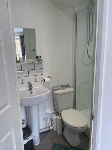Britannia Inn,Sherborne>>Bristol,3 star