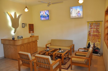 amon hotel