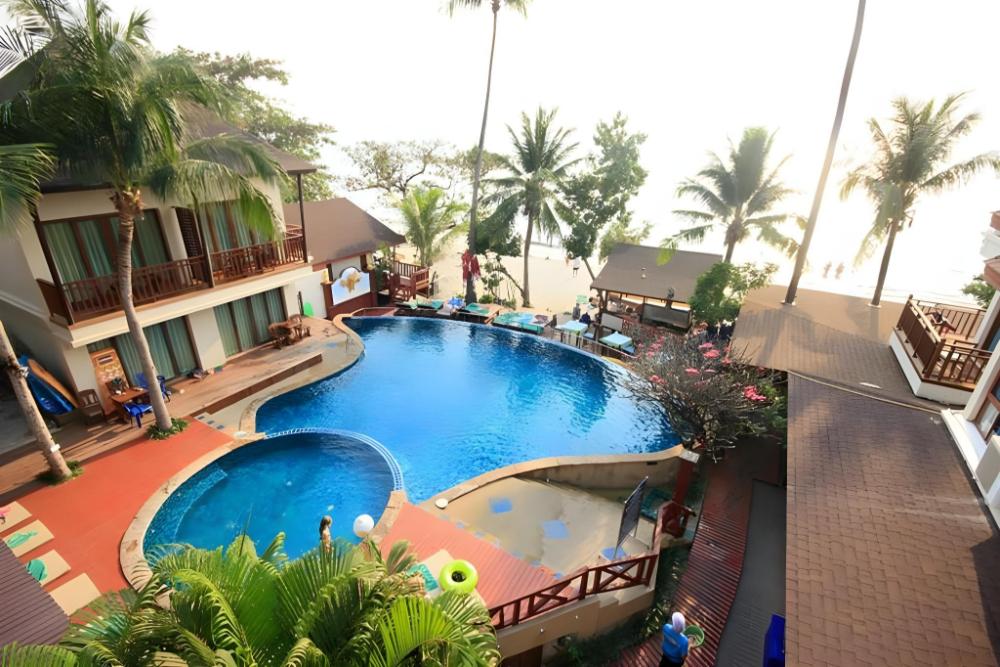 mac resort hotel