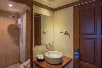 mac resort hotel