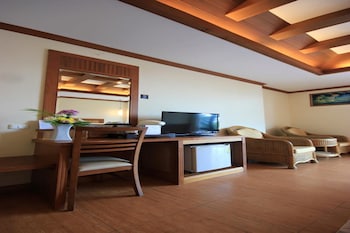 mac resort hotel