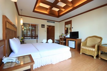 mac resort hotel