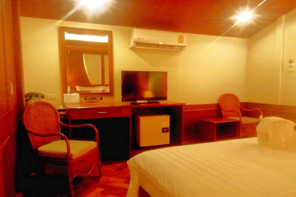 mac resort hotel