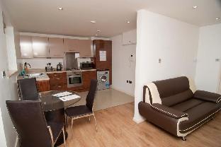 Southampton Serviced Apartment,Hampshire>>Chilworth,4 star