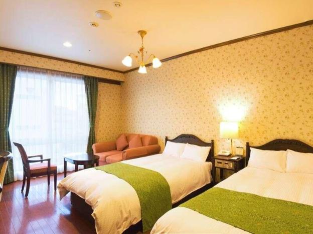 old england dogo yamanote hotel