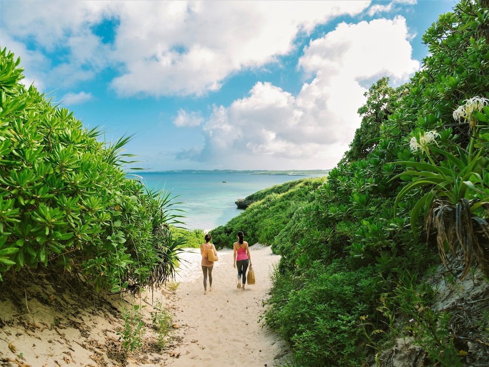 central resort miyakojima