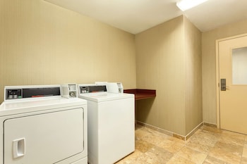 hampton inn and suites prattville
