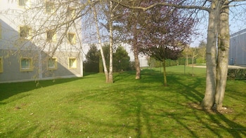 ibis budget versailles trappes