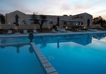 Masseria Della Volpe,Catania>>Casale Modica,4 star