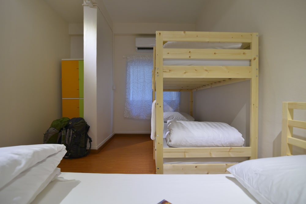 panpan hostel bangkok