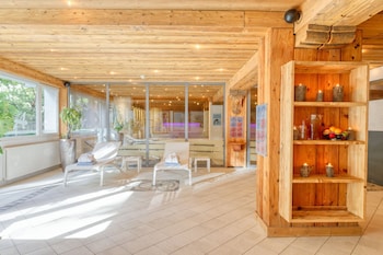 hotel and solebad arca