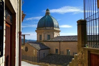 hotel miramonti