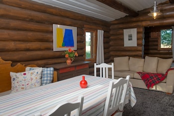 Koivulan Kartano,Lohja>>Helsinki,3 star