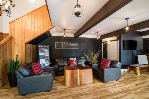 Stoke Hotel Surestay Collection By Best Western,British Columbia>>Revelstoke,3 star
