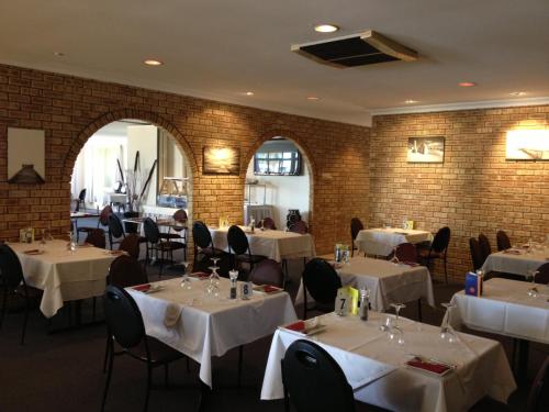 cervantes pinnacles motel