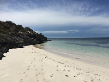 cervantes pinnacles motel