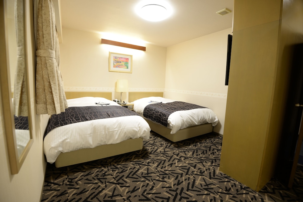 apa hotel isehara ekimae